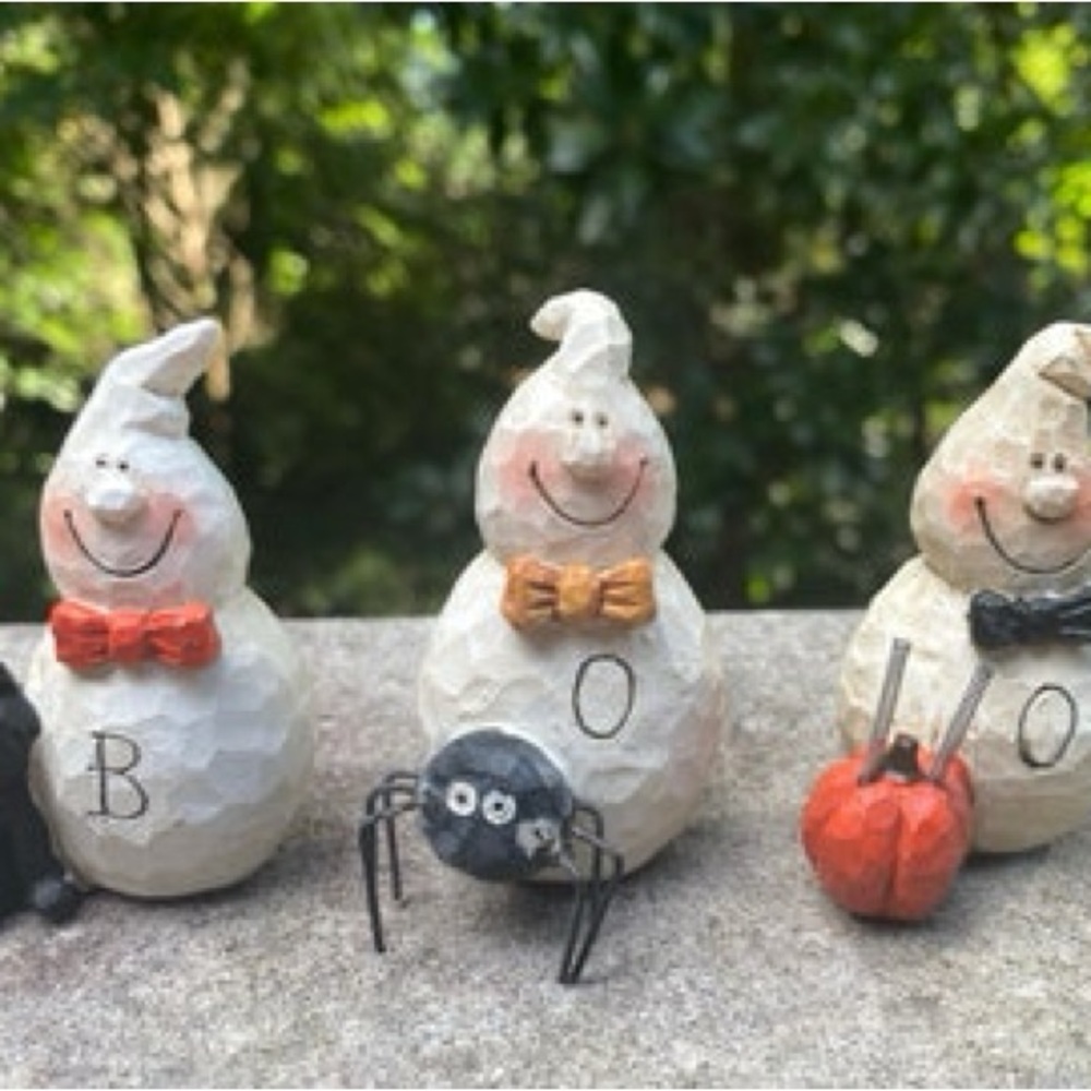 Set of 3 Ghosts Vintage Resin Halloween Boo Figures T26
